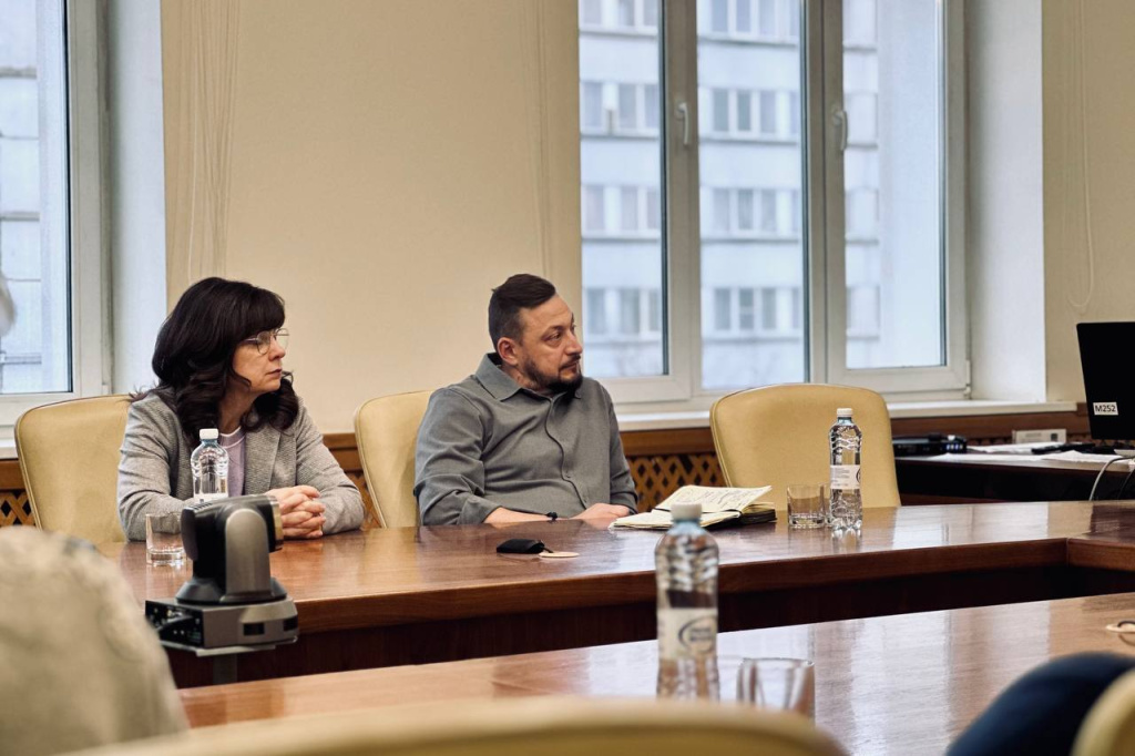 5220031285546388917.jpg 5220031285546388917.jpg