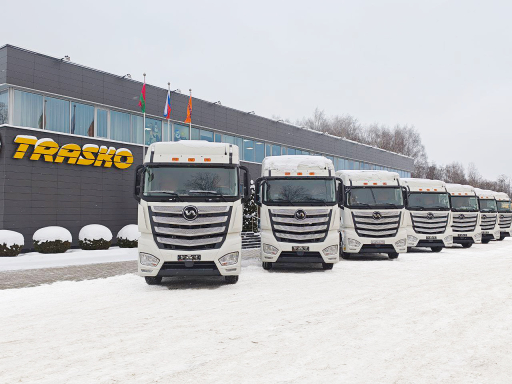 Новые машины ТРАСКО.jpg Новые машины ТРАСКО.jpg