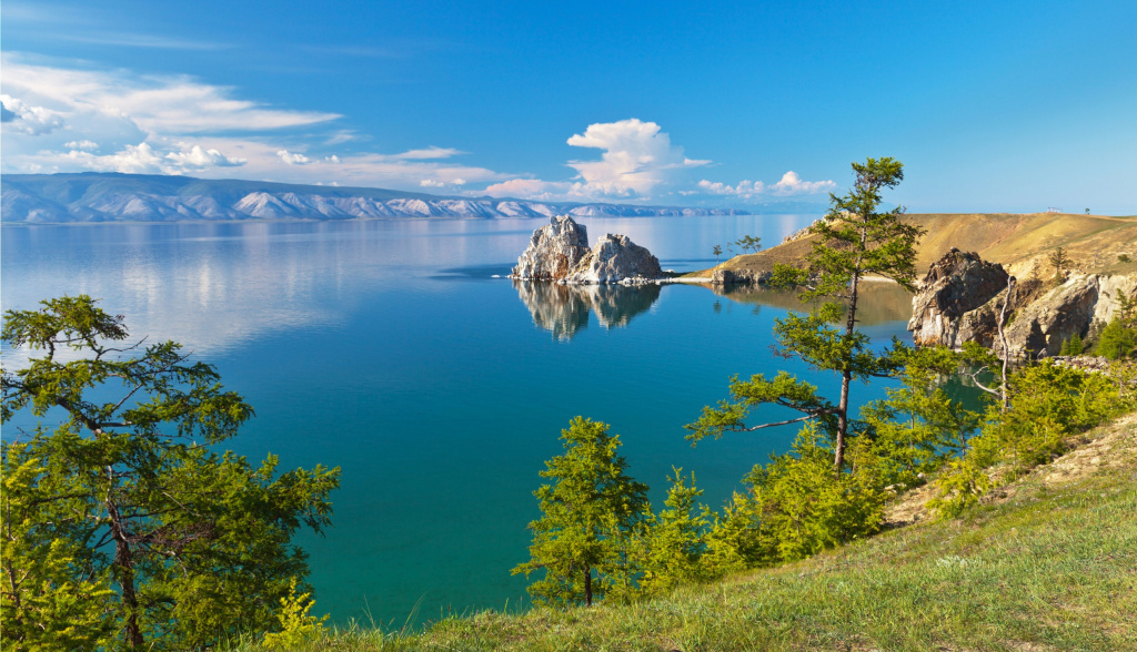 island_olkhon_lac_baikal.jpg